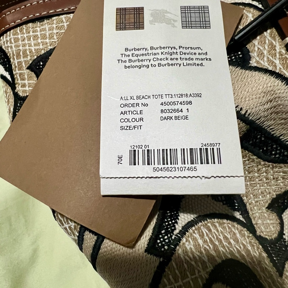 BURBERRY XL Monogram Tote NWT - Picture 6 of 7